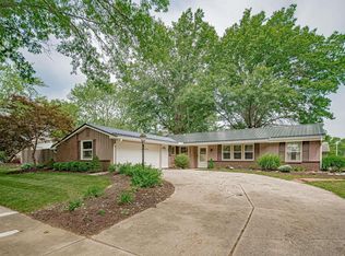 6529 Mapledowns Dr, Fort Wayne, IN 46835