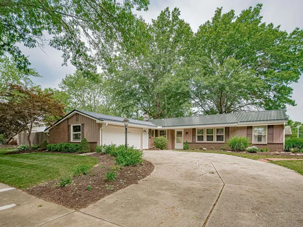 6529 Mapledowns Dr, Fort Wayne, IN 46835