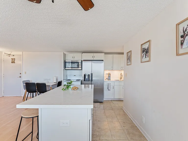 1060 Kamehameha Hwy #303B — Photo 5