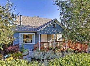 1016 SW Kenyon St, Seattle, WA 98106