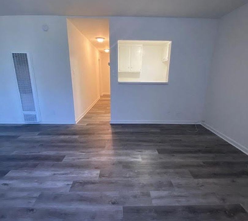 1st image of 838 S Wilton Pl APT 1
