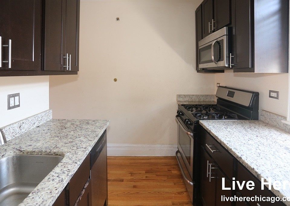 1st image of 4717 N Leavitt St #1