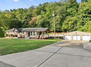 1190 McKee Rd, Oakdale, PA 15071