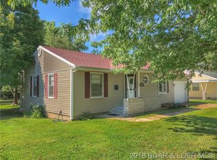 408 W Newton St, Eldon, MO 65026