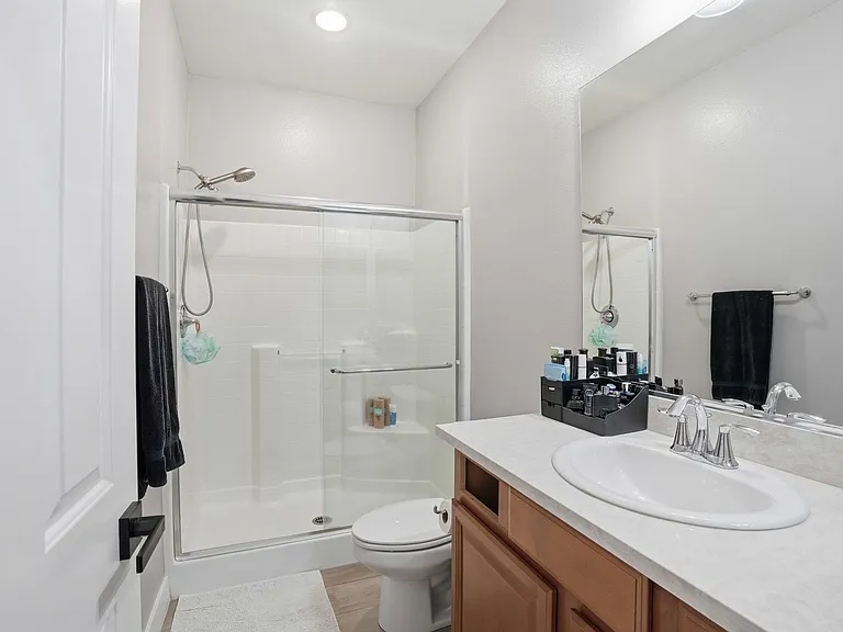 24545 Rosette Ln — Photo 22