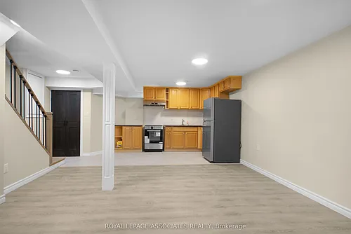 6120 Clover Ridge Cres #BASEMENT Photo 1 6120 Clover Ridge Cres #BASEMENT Photo 1