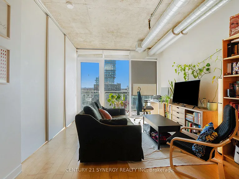 340 McLeod St #633 — Photo 8