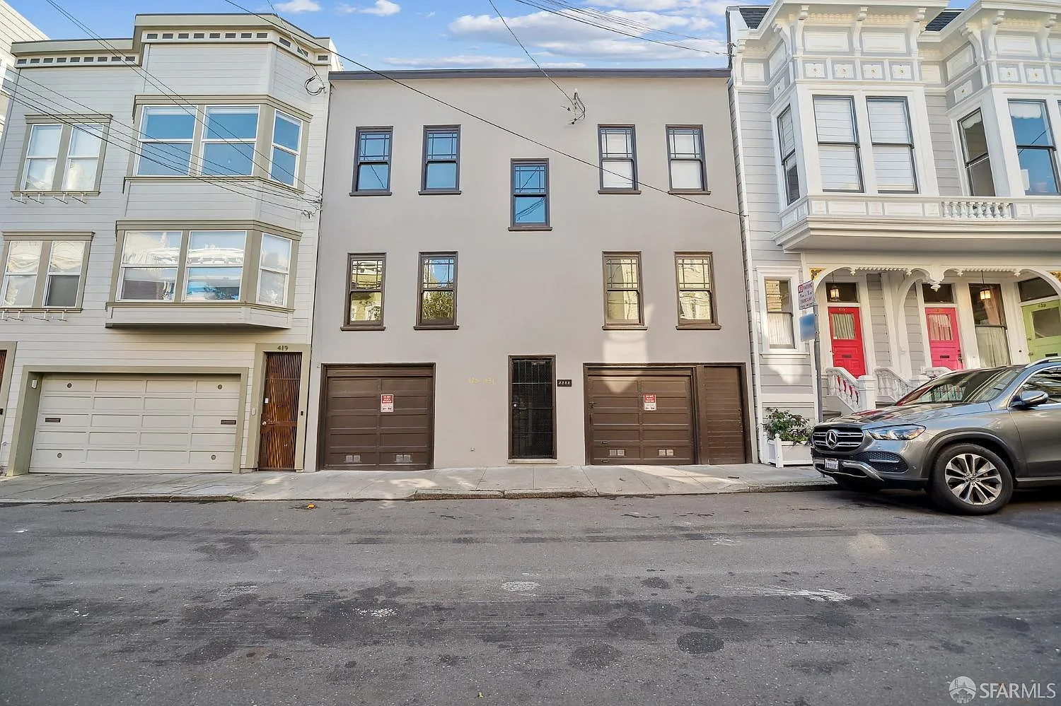 425-431 Linden St photo 1