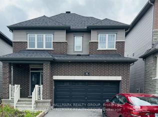 46 Eramosa Cres, Ottawa, ON K2T 0R3