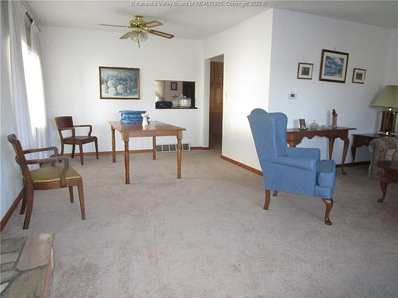 2nd image of 1574 E Woodland Dr