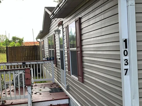 1037 Pine Dr, West Chester, PA 19380