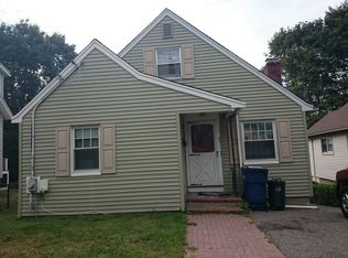 20 Baker St, West Roxbury, MA 02132
