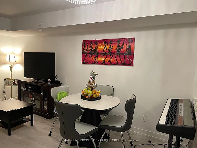 116 Varna Dr — Photo 12