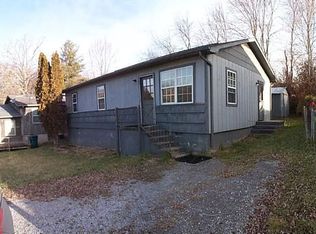 370 Ivy Ave, Crossville, TN 38555
