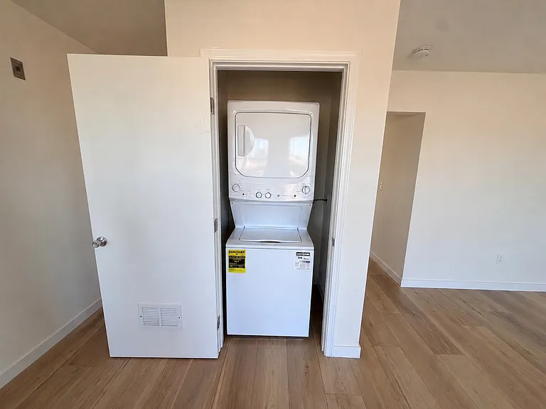 GE brand new washer/dryer