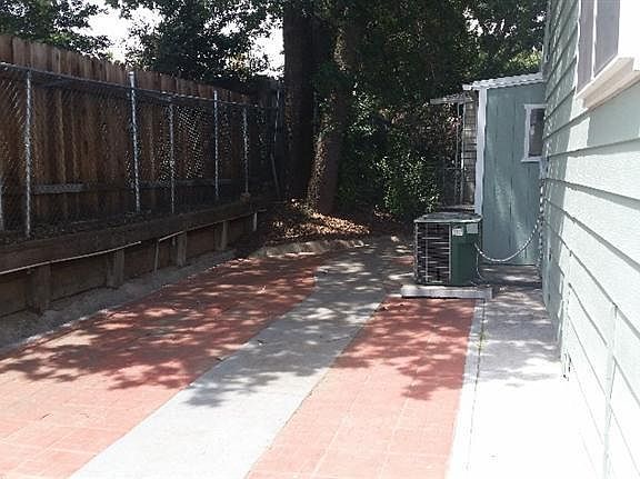 3rd image of 8314 Big Oak Dr