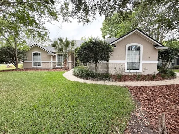 816 Brookstone Ct, Saint Johns, FL 32259
