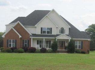 722 Legacy Farms Rd, Gray, GA 31032