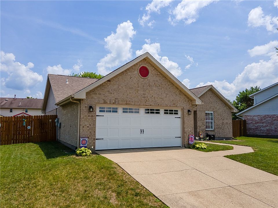 1st image of 8808 Deer Chase Dr