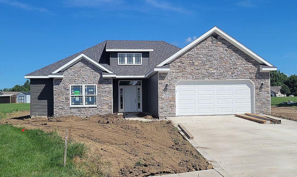 1st image of 4610 W Clearlake Ct