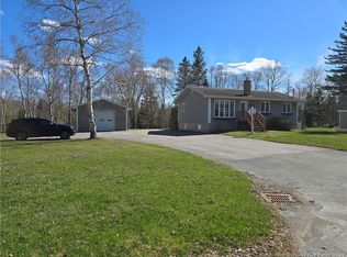 429 Acadie, Beresford, NB E8K2C6