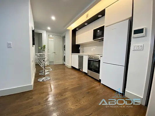 Rented by Reside New York | media 17