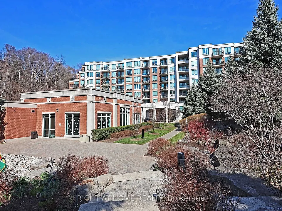 38 William Carson Cres #615