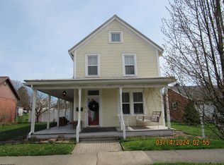 31 College Ave, Buckhannon, WV 26201