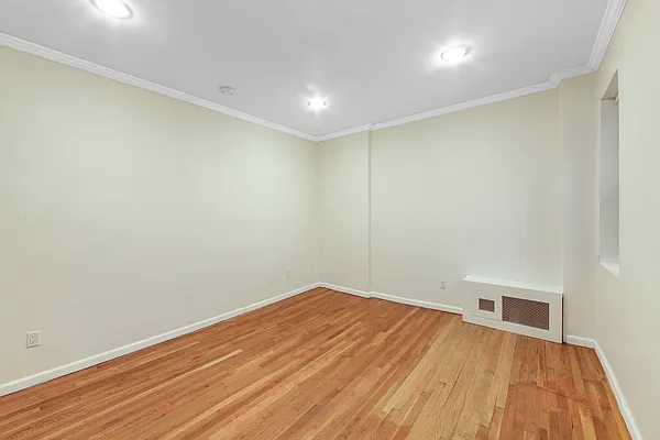 Rented by Compass | media 4