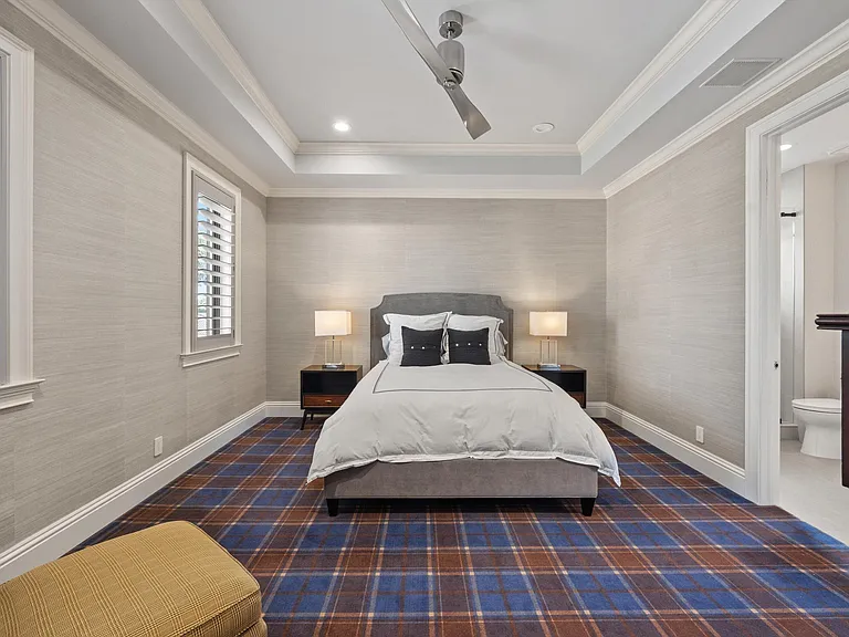 7474 NE Bay Cove Ct — Photo 101