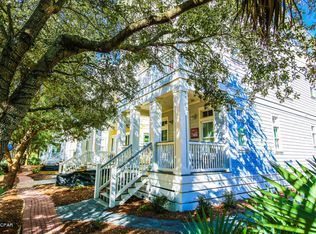 111 Cottage Ct, Panama City Beach, FL 32413