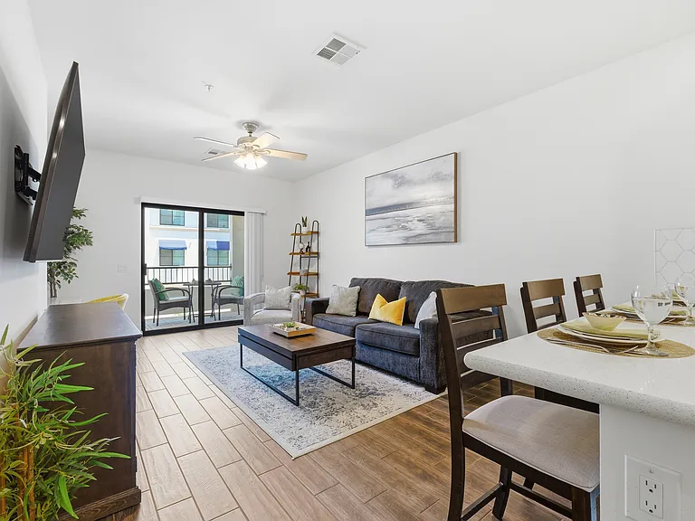 Relax and unwind in this beautifully furnished living area.