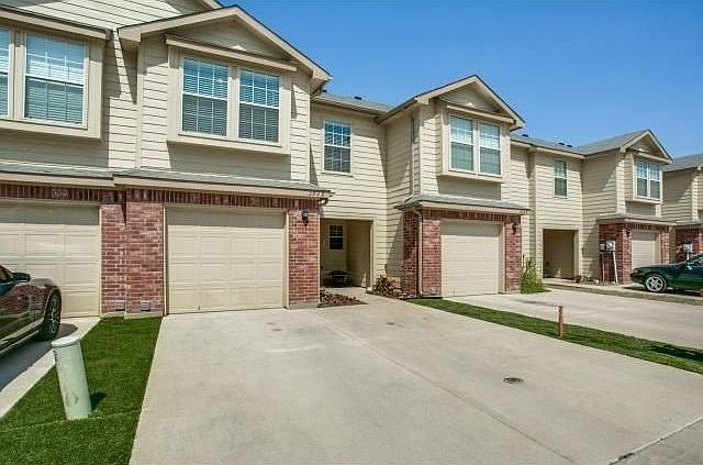 1st image of 3929 Vista Mar Dr