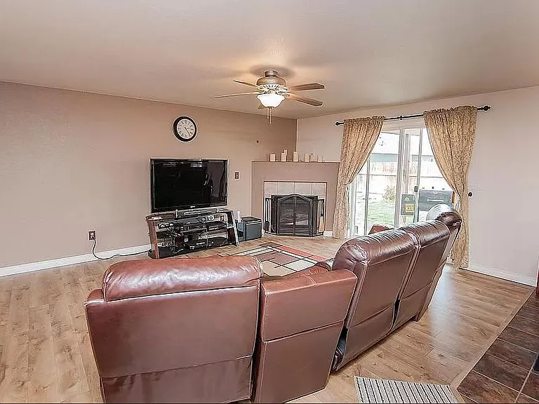 7715 Galiano Dr — Photo 12
