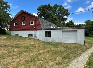 2288 Martin Rd, Mogadore, OH 44260