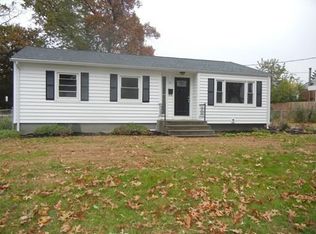 78 Woodcrest Dr, Chicopee, MA 01020