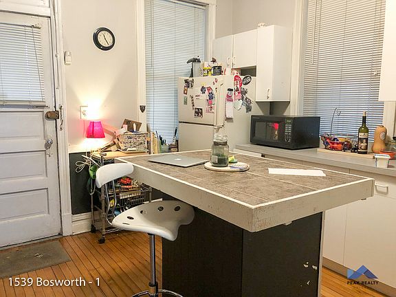 3rd image of 1539 N Bosworth Ave #3