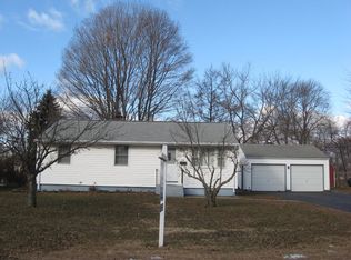 134 Sun Valley Dr, Southington, CT 06489