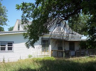 27099 Hereford Rd, Wamego, KS 66547