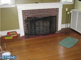 313 Lakeview Dr, Collingswood, NJ 08108