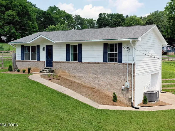 393 Church Dr, Lenoir City, TN 37771