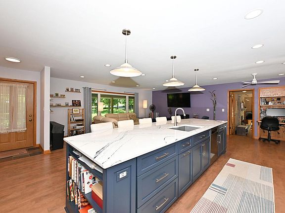 5th image of S43W22111 Beeheim ROAD
