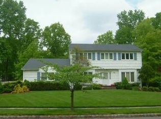 21 Hollis Rd, East Brunswick, NJ 08816