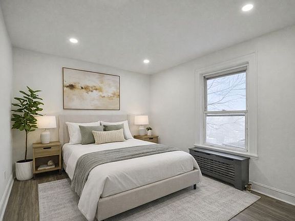 4th image of 15 Eastview Ave Floor 1