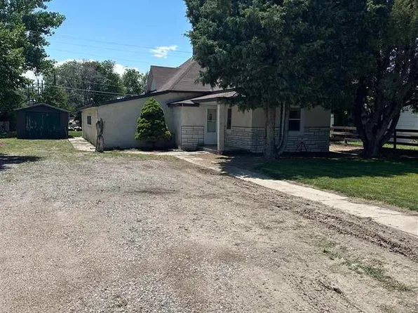 2050 Broadway St, Mitchell, NE 69357