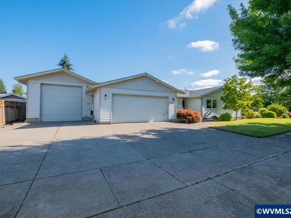 4727 San Francisco Dr NE, Salem, OR 97305