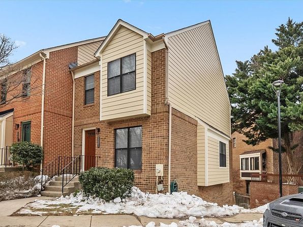 5301 King Charles Way