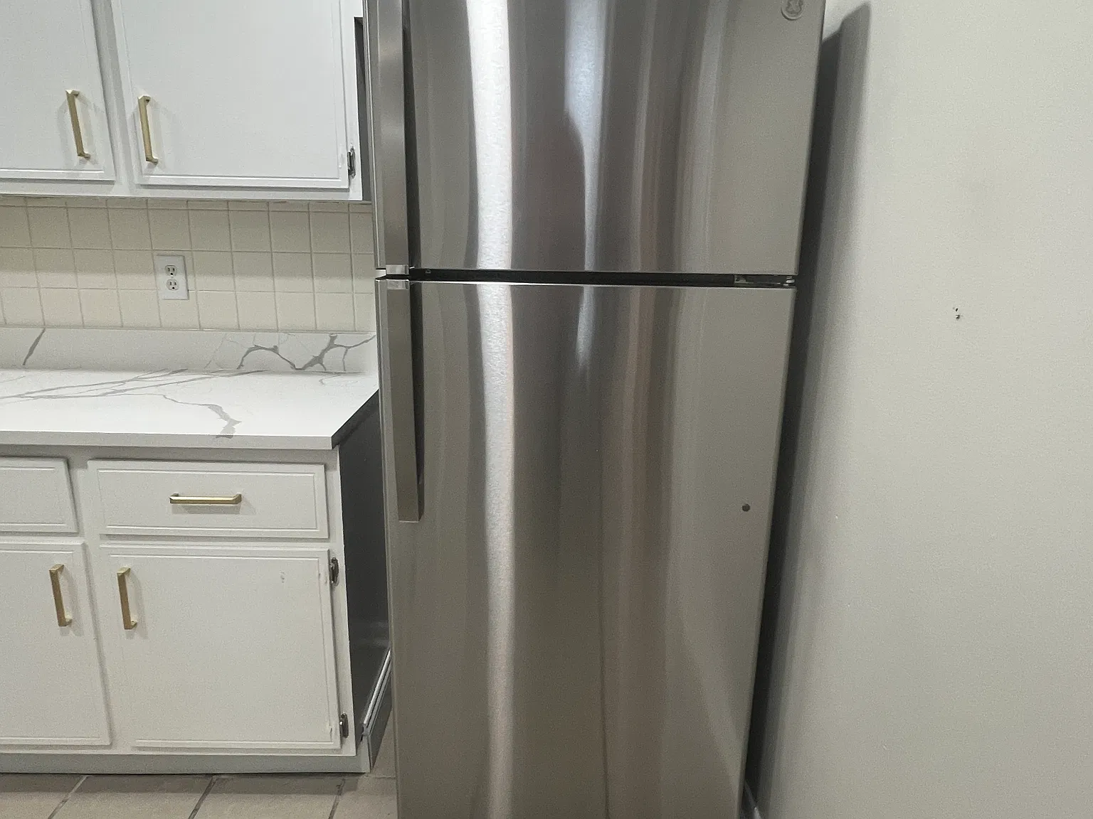 7302 Noble St — Photo 2