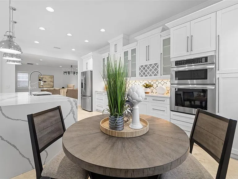 4802 W Beachway Dr — Photo 6