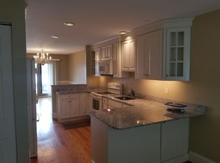 14 Shadow Farm Way, South Kingstown, RI 02879